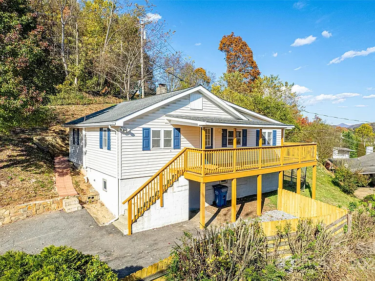 Charming Updated Cottage with Mountain Views & Prime Location! Waynesville, NC | $269,000