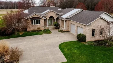 Photo of $450,000 – 5-Bedroom Estate with Barn on 34.41 Acres in Alliance, OH