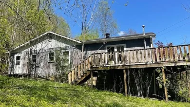 Photo of $40,000 – 11 Private Acres with Mountain Views Near Hazard, KY