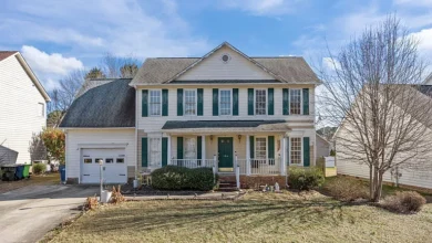 Photo of Raleigh, NC Cul-de-Sac Home in Waterford Landing with Room to Make It Your Own