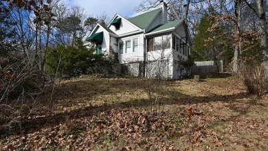 Photo of $325,000 – Secluded 3-Bedroom Home on Approx. 4.5 Wooded Acres Near Louisville