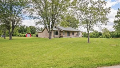 Photo of Stone Ranch on Nearly 4 Acres With Fireplace, Basement & Investment Potential in Kentucky