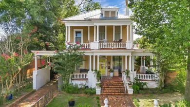 Photo of Historic 1890s Victorian with Income Potential and Prime C-5 Zoning in Downtown Albany