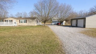 Photo of 5.83 Acres of Tennessee Country Comfort Near Smithville – Spacious Home with Dual Garages