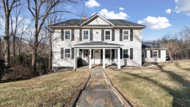 Photo of City Home on 1 Acre Backing to Dog Park in Lynchburg, Virginia