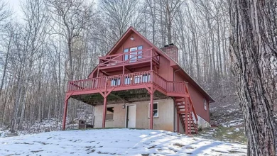 Photo of Lakefront Chalet on 20 Acres with Mountain Views in Amherst, VA