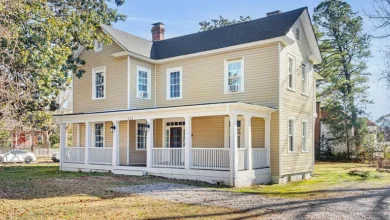 Photo of $165.000 Classic Downtown Charm Near the Roanoke River in Plymouth, North Carolina