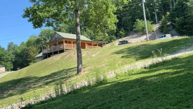 Photo of Beautiful 47-Acre Log Cabin Retreat in Tollesboro, KY – A Private Haven for Hunting, Fishing & Mini Farm Living