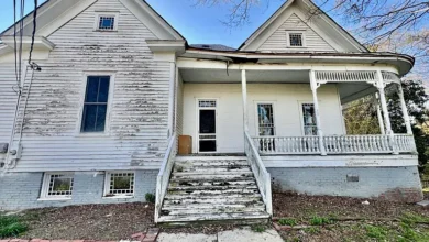 Photo of $165.000—8.66 Acres Victorian Estate in Summerville, GA – Historic Downtown Property