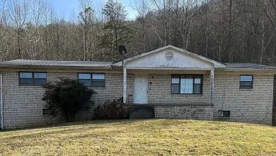 Photo of Spacious 5beds 3baths 3,000sqft home on 32 Acres with Finished Basement & Dual Kitchens