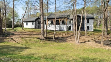 Photo of 2.1 Acres Modern Home in Raleigh, NC