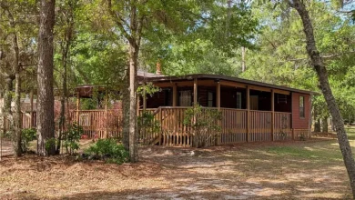 Photo of $189.000 – 2 beds, 1 bath, 1019sqft Private Cabin Retreat in Dunnellon, FL