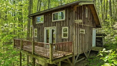 Photo of $125.000 – Peaceful Mountain Escape on 6 Acres with Cabin Potential in NC