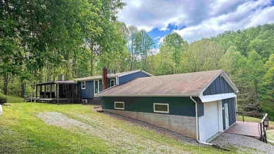 Photo of Country Ranch Home on 37 Acres with Garage & Mountain Views in Bristol, WV