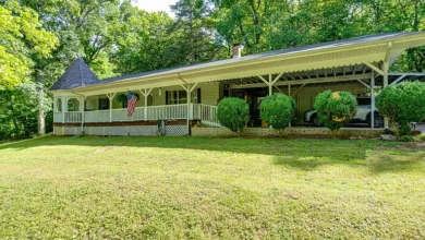 Photo of $180.000 – Peaceful Country Home on 3.2 Acres with Privacy & Potential in TN