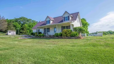 Photo of Cozy Country Home on 5 Acres with Privacy & Charm in Friendsville, TN