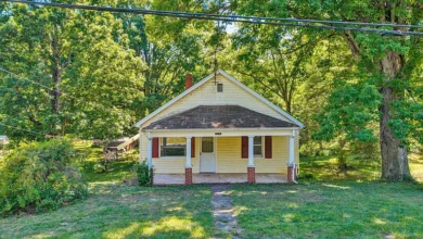 Photo of Affordable Country Home on 5.32 Acres with Renovation Potential in Blue Ridge, VA