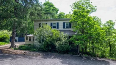 Photo of Secluded 3-Bedroom Retreat with Unique Charm and Huge Garage Space in Glenshaw, PA