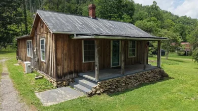 Photo of Rustic Cabin on 20.44 Acres in Marion, VA